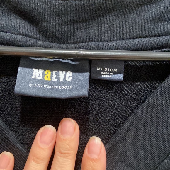 Maeve by Anthropologie oversized v-neck capped sleeve - Picture 3 of 8